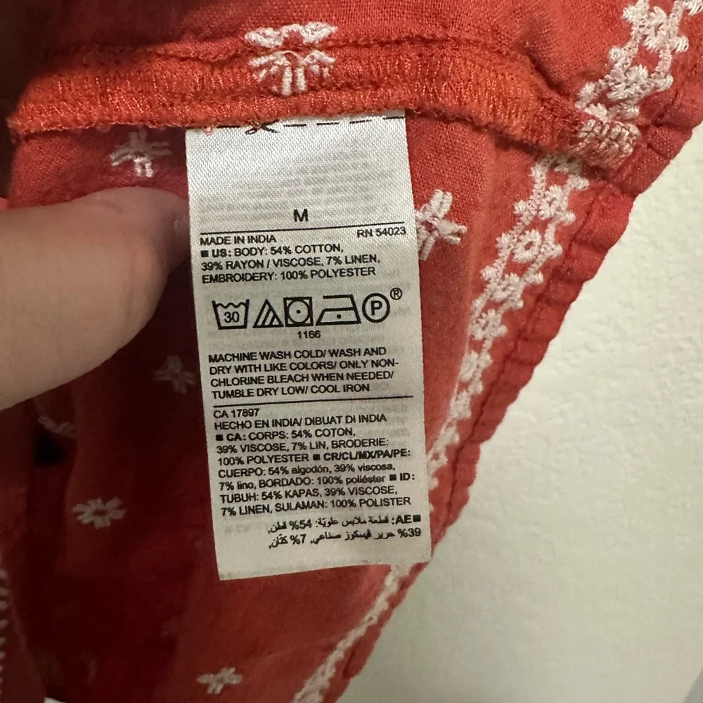 Old Navy Tank Top - Picture 4 of 5